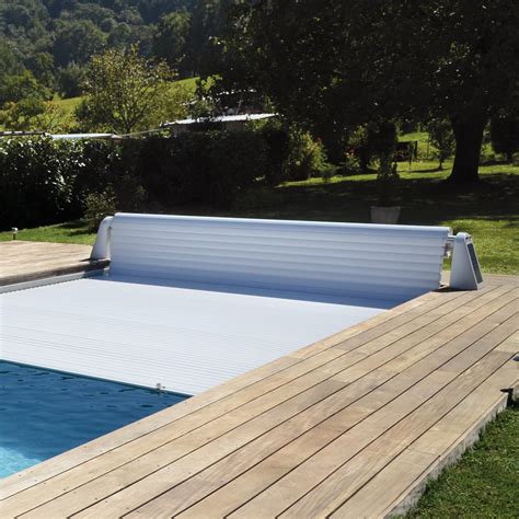 Volet roulant pour piscine pas cher .